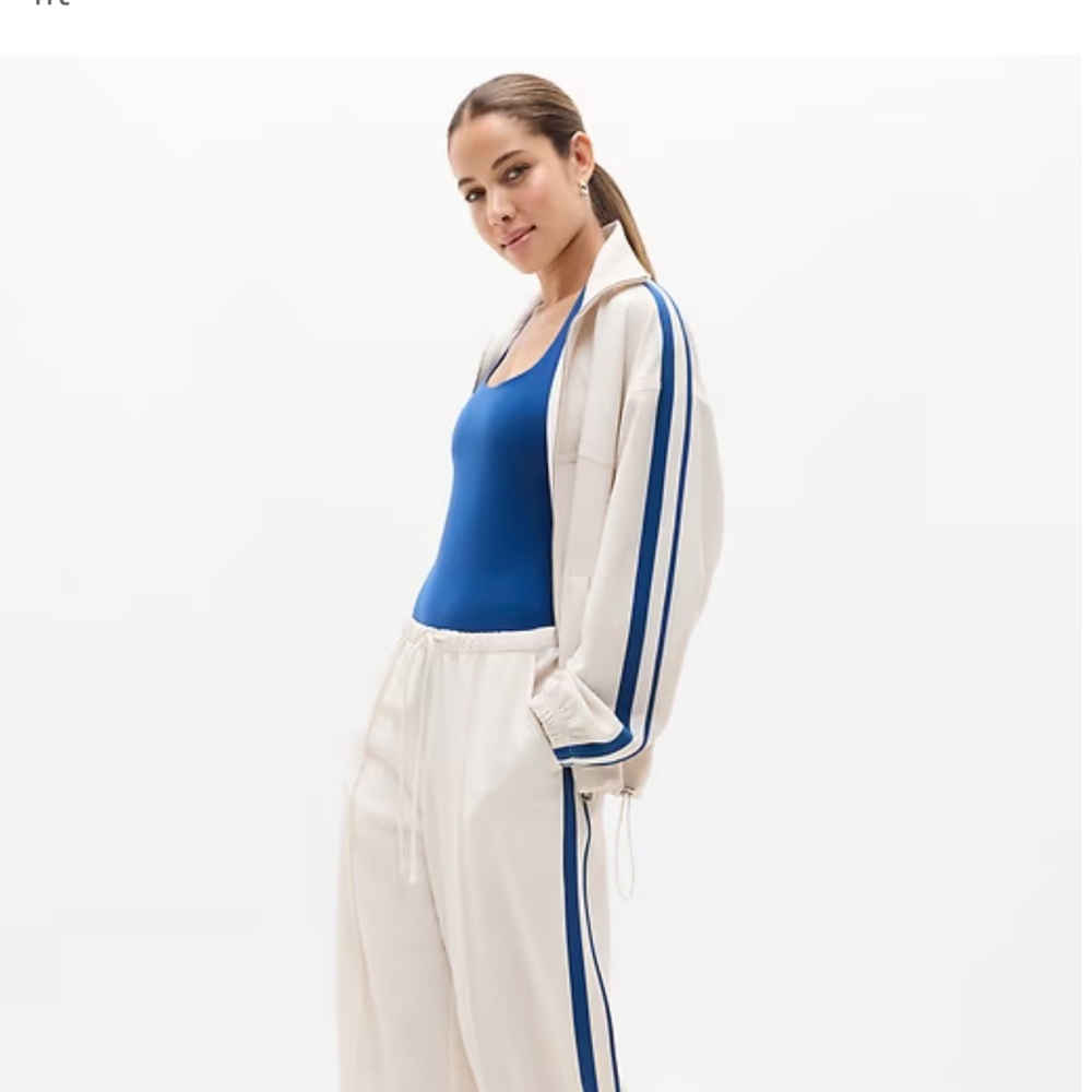 Athleta brand new with tags. Three piece set.